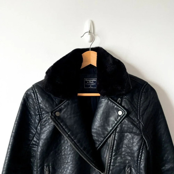 Abercrombie & Fitch Faux Grain Leather Sherpa Moto Jacket Black Size Medium - Picture 4 of 6